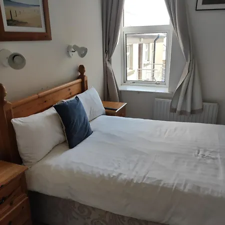 Guest house 4 Bayview Terrace Bundoran