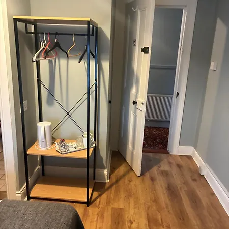 4 Bayview Terrace * Бандоран