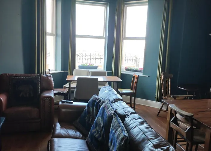 4 Bayview Terrace Konukevi