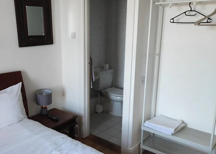 4 Bayview Terrace Konukevi *